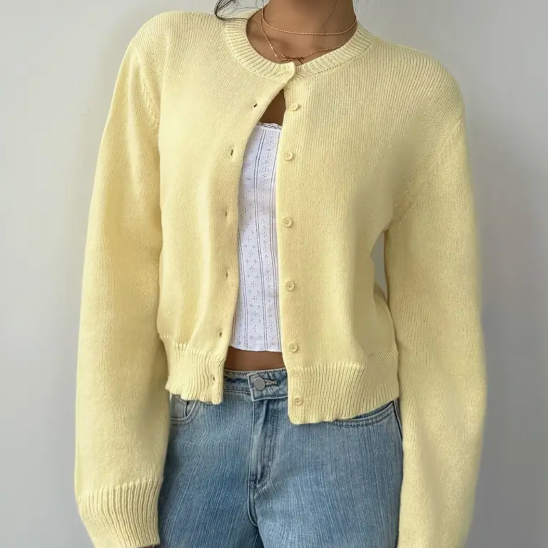 Strickjacke Damen | Kurzer Schnitt & Knopfleiste