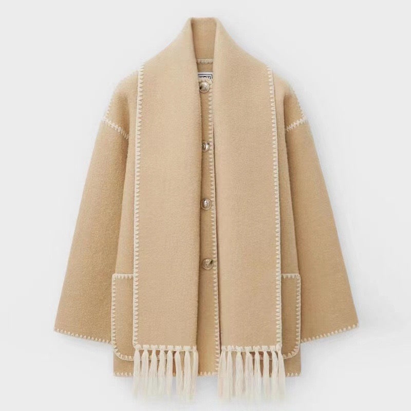 Viona | Bequeme Umhangjacke aus Wolle 4
