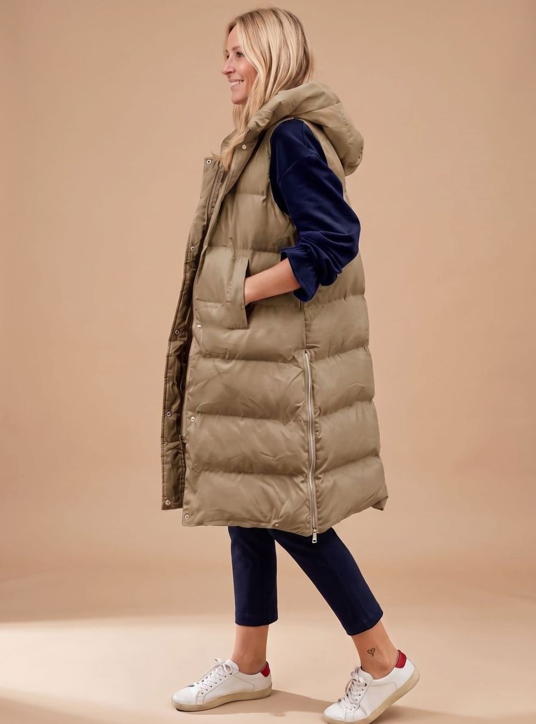 Steppweste Damen | Lang mit Kapuze 4
