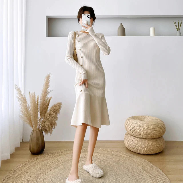 Lozenda - Damen Strickkleid mit seitlichen Knöpfen und Rüschen