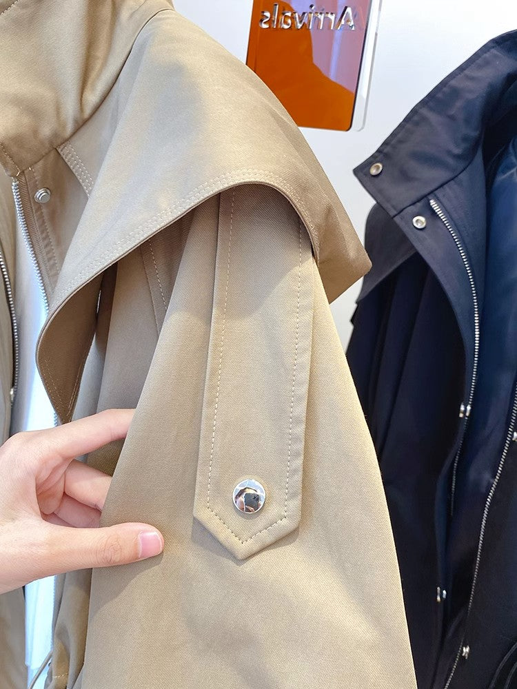 Lozenda - Leichte Kapuzenjacke mit Taschen