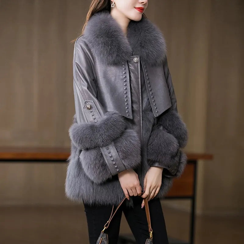 Lozenda - Luxusmantel aus echtem Leder mit großem Fuchspelzkragen für Damen