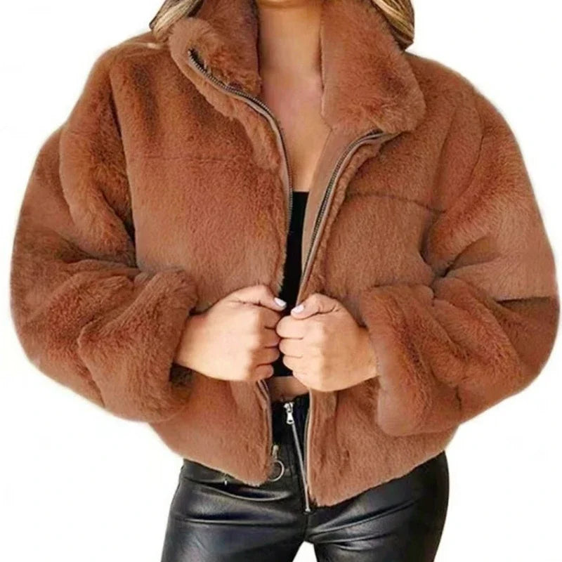 Lozenda - Velvet Touch Mantel mit Reißverschluss