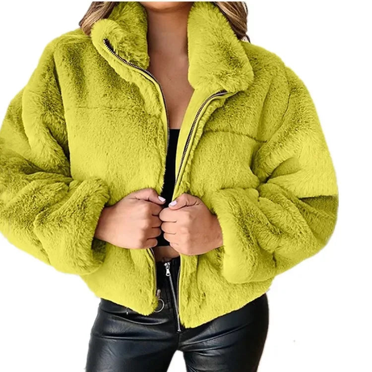 Lozenda - Velvet Touch Mantel mit Reißverschluss