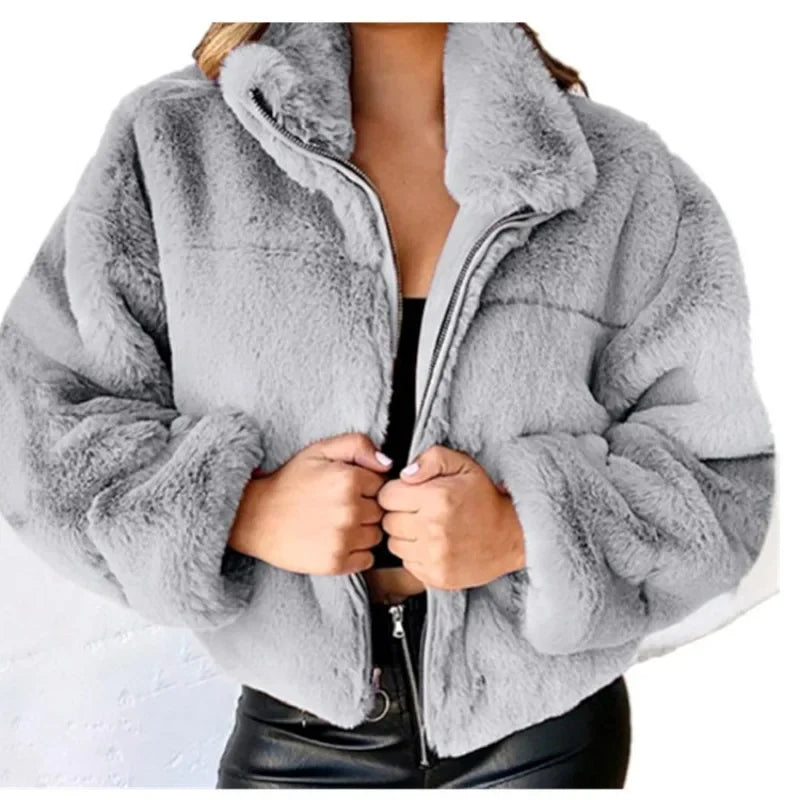 Lozenda - Velvet Touch Mantel mit Reißverschluss