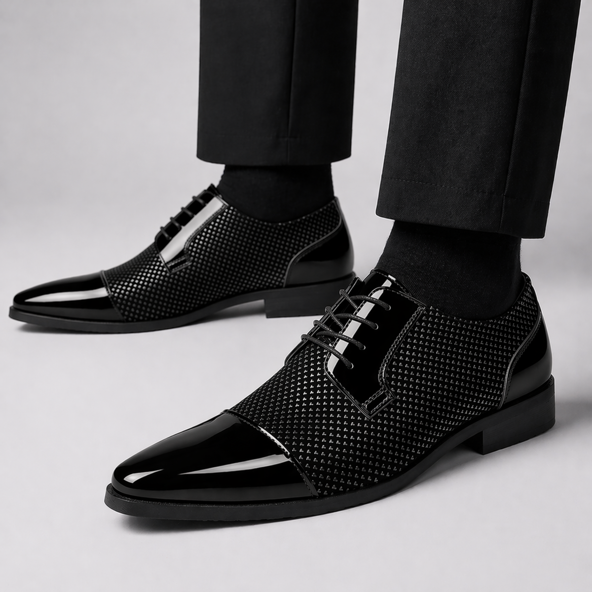 Oxford Schuhe Herren | Eleganter Spitzschuh & Stabiler Absatz 2