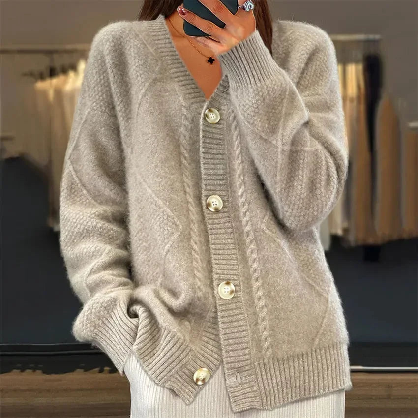 Elegante Damen-Strickjacke – Kuscheliges Design mit Knopfverschluss und langen Ärmeln - J&B - 3 - Annoboutique