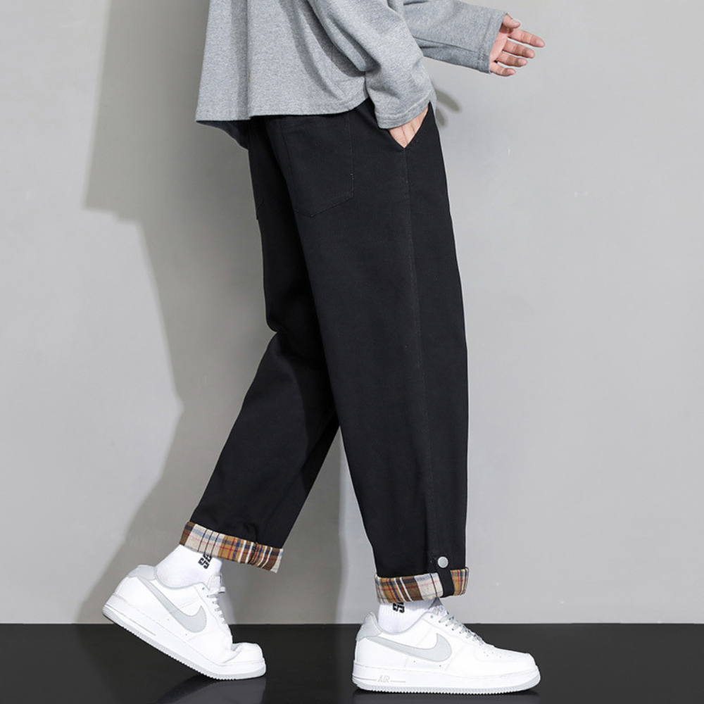 Loungehose Herren | Lässiger Komfort & Stylischer Saum 4