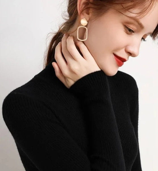 Alice - Einfacher Rollkragenpullover