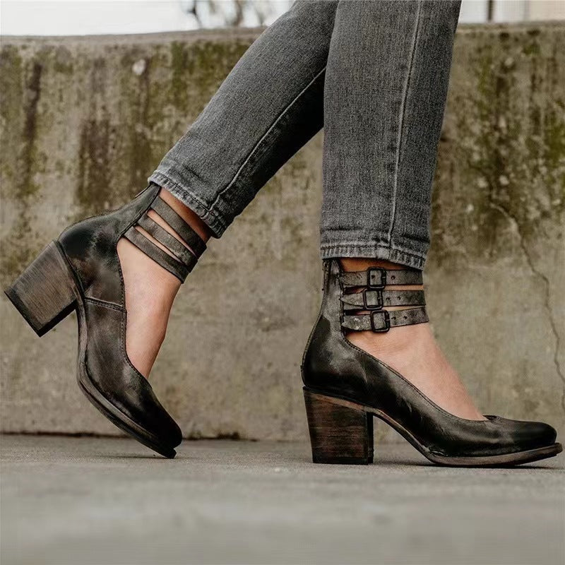 BEQUEME UND ELEGANTE STIEFELETTE