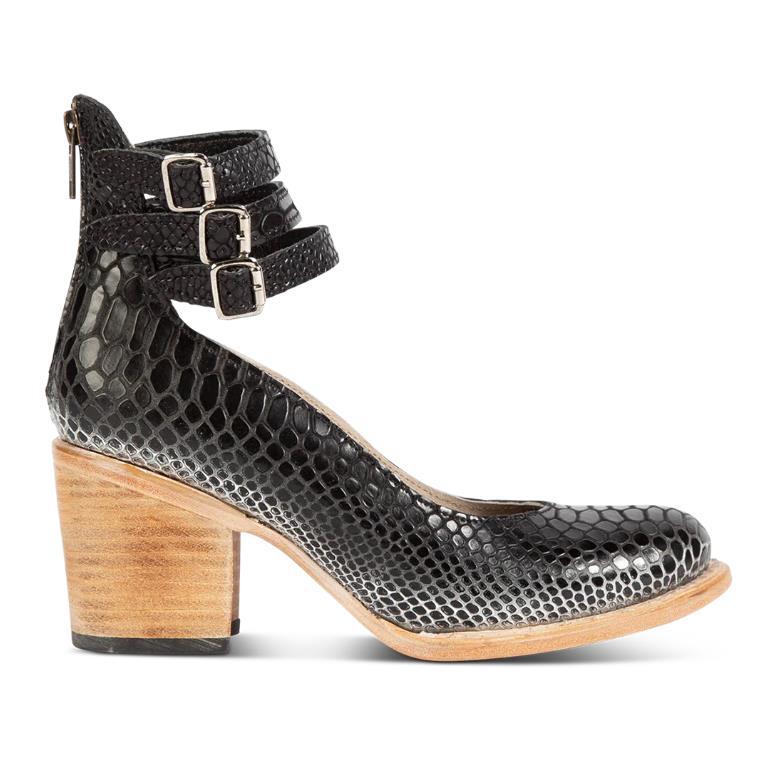 BEQUEME UND ELEGANTE STIEFELETTE