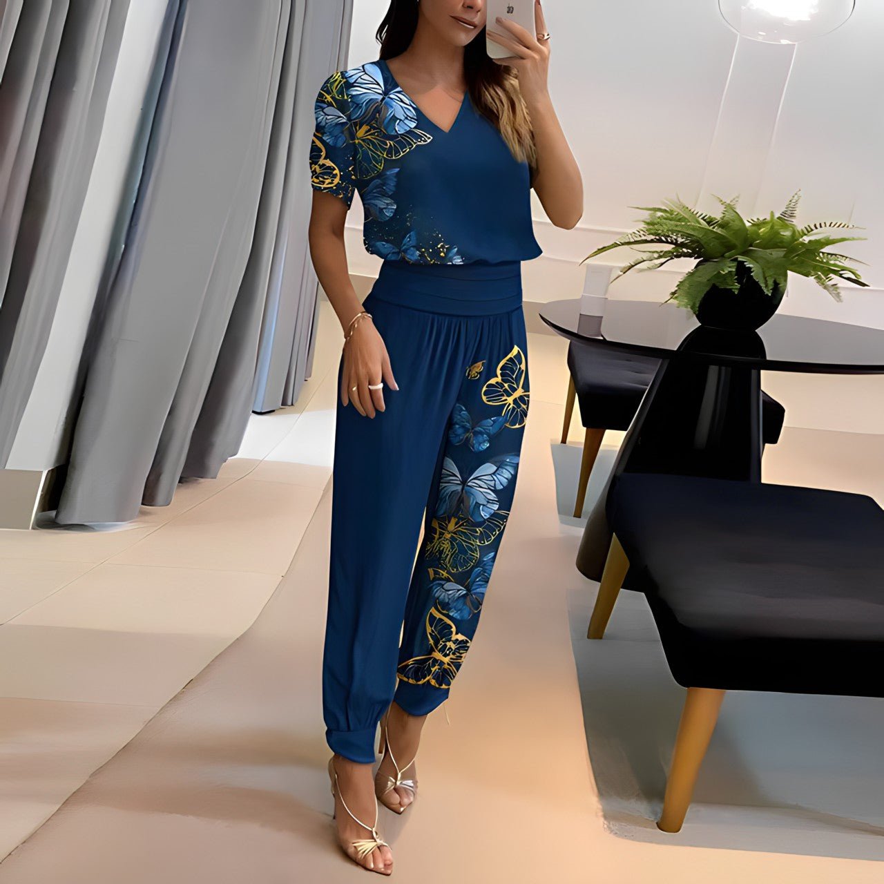 Alexandra - Trendiges Set mit Bluse und Hose 1