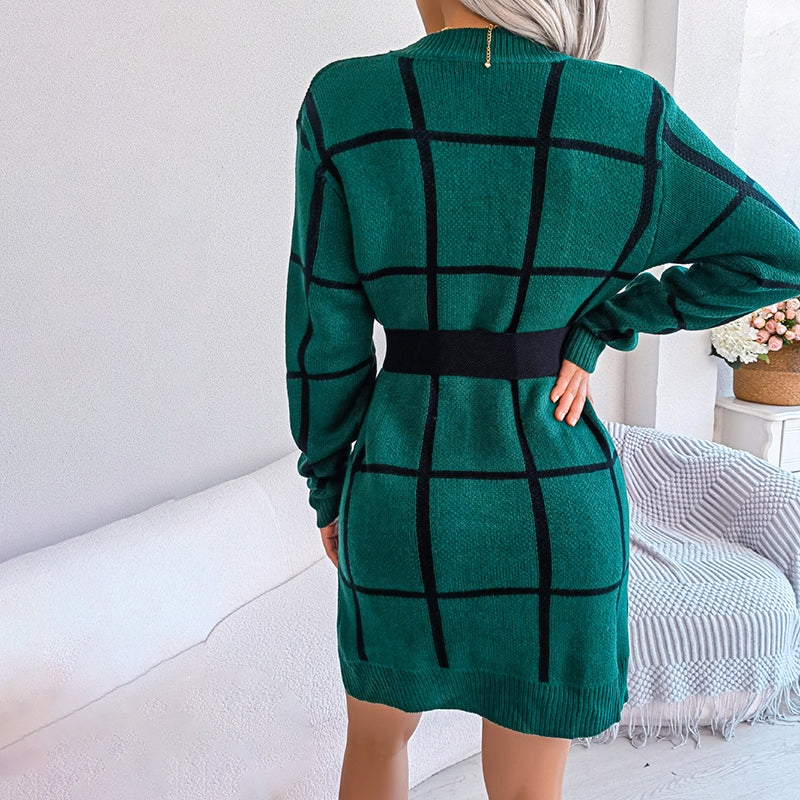 Calliope - Locker Gestricktes Kleid mit Karomuster