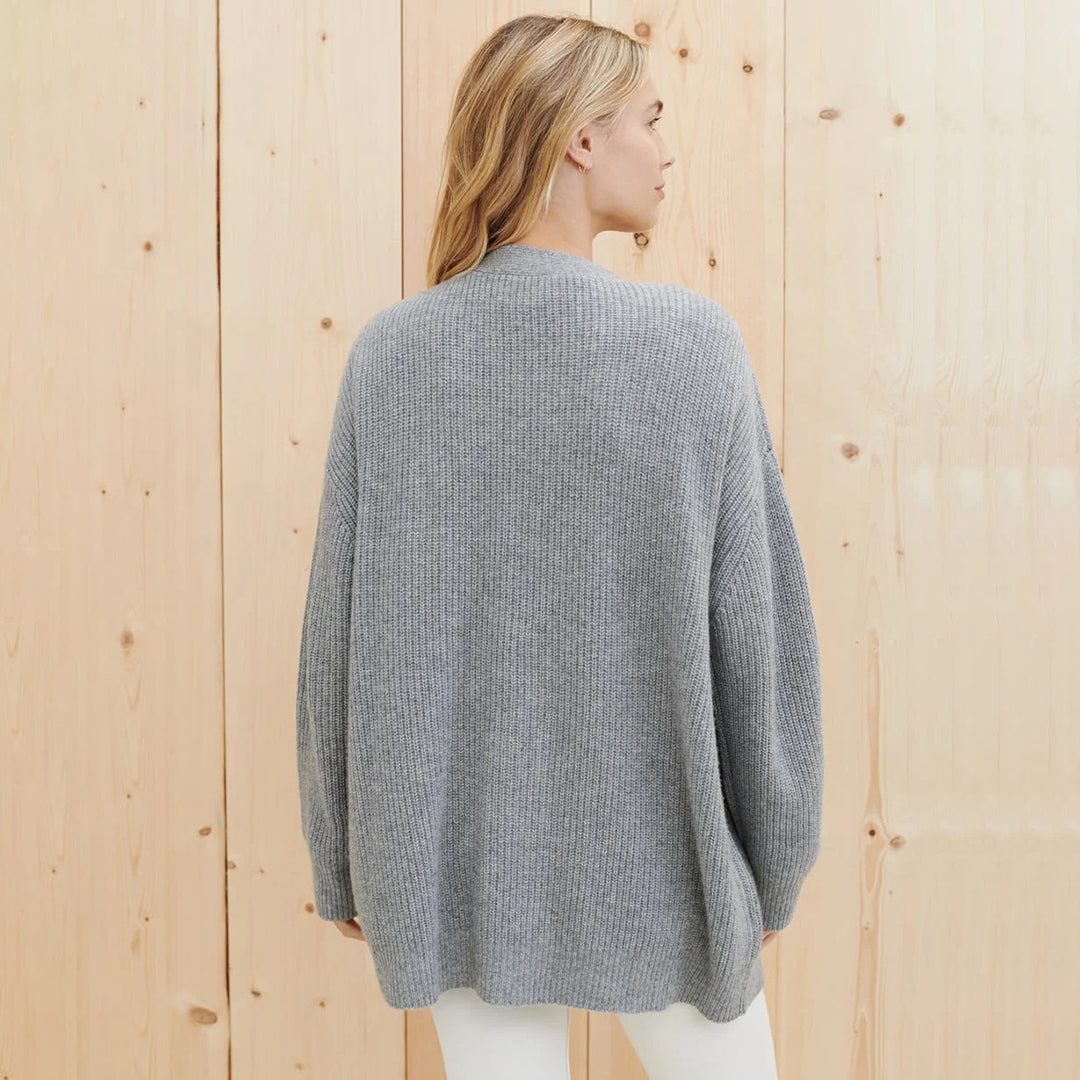 Cardigan Damen Oversized | V-Ausschnitt & Knopfleiste