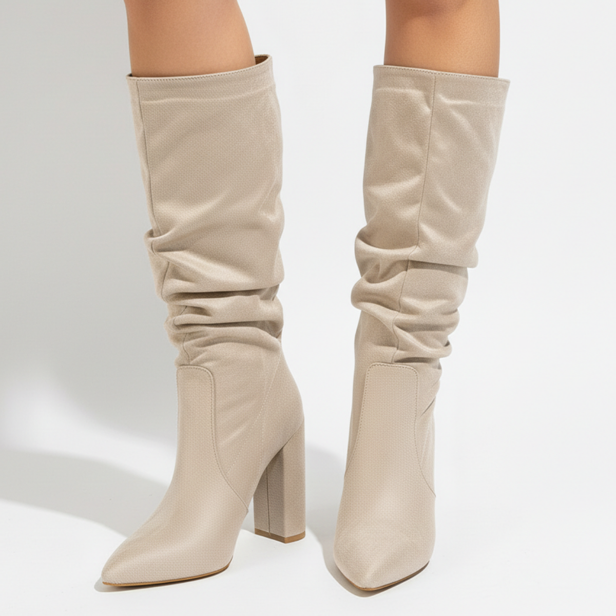 Damen Boots weicher Schaft Slouch Optik spitze Zehen mit Blockabsatz