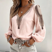 Camicia da donna a maniche lunghe ricamata, aperta, con scollo a V e vestibilità morbida, con polsini a coste