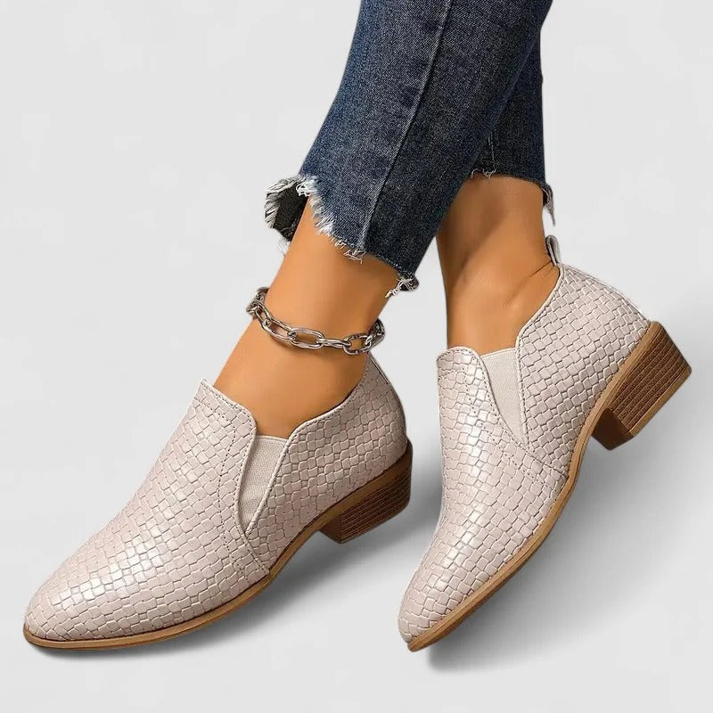 Ellie - Spitz zulaufende voluminöse Loafers 0