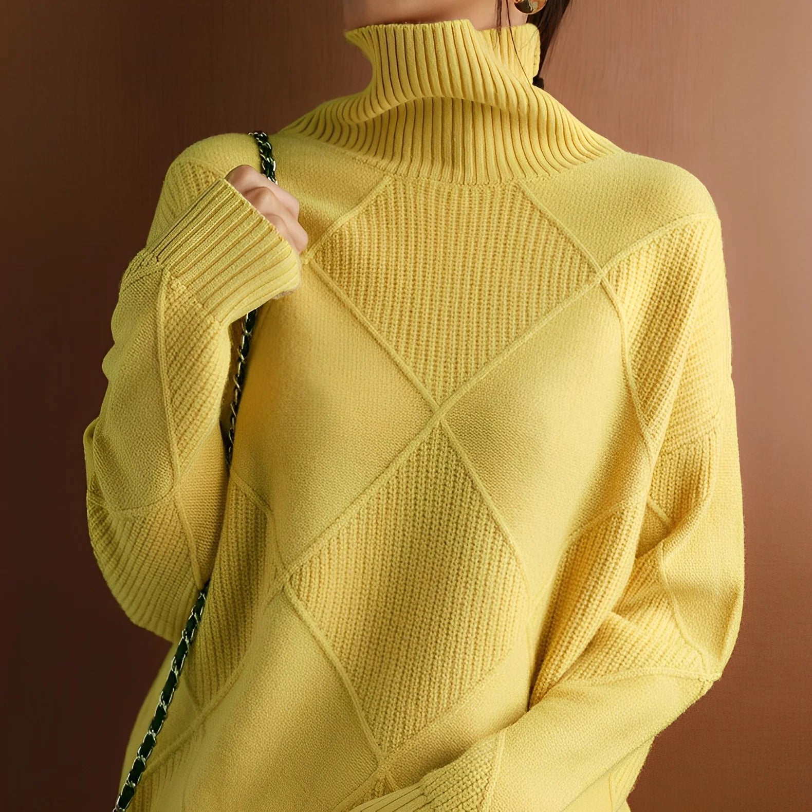 Emilia - Hochgeschlossener Pullover