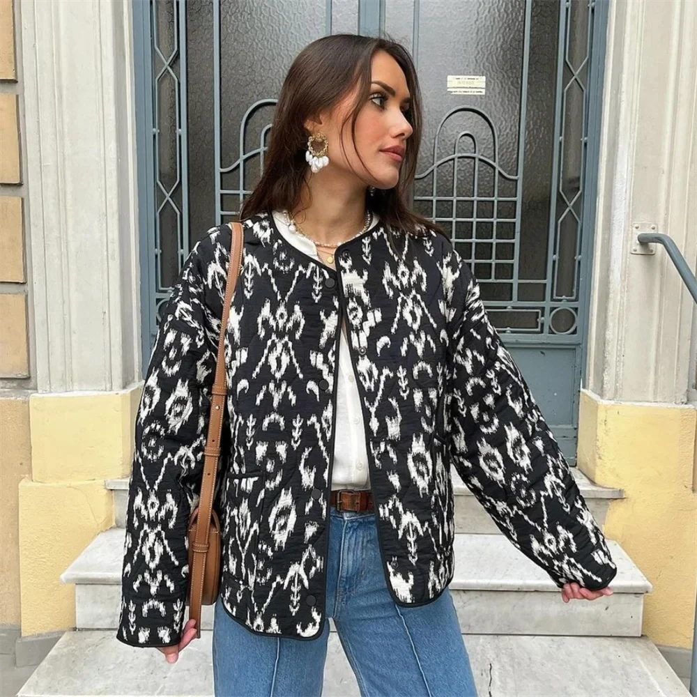 Evangeline - Schwarze Vintage Steppjacke