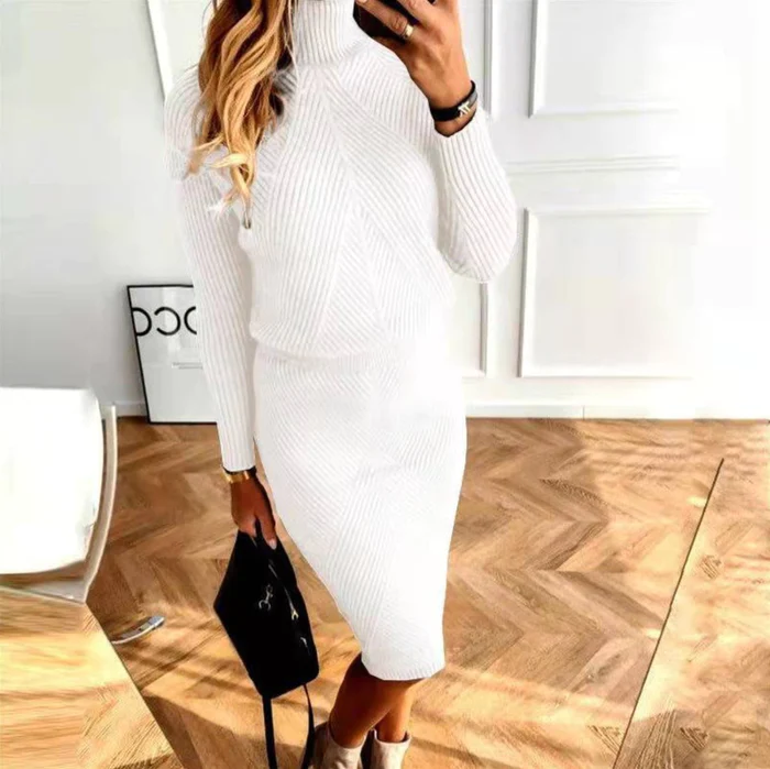 Gemütliches Pullover-Strickkleid - Lozenda