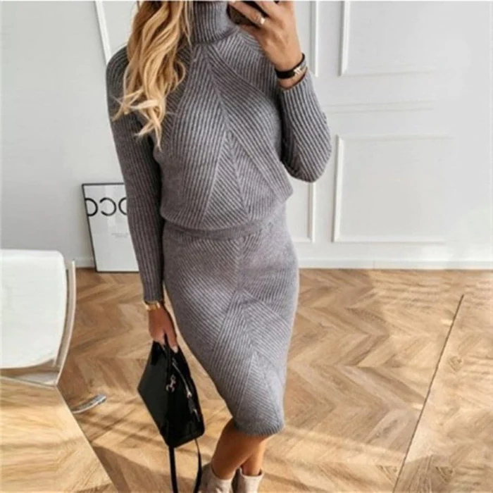 Gemütliches Pullover-Strickkleid - Lozenda