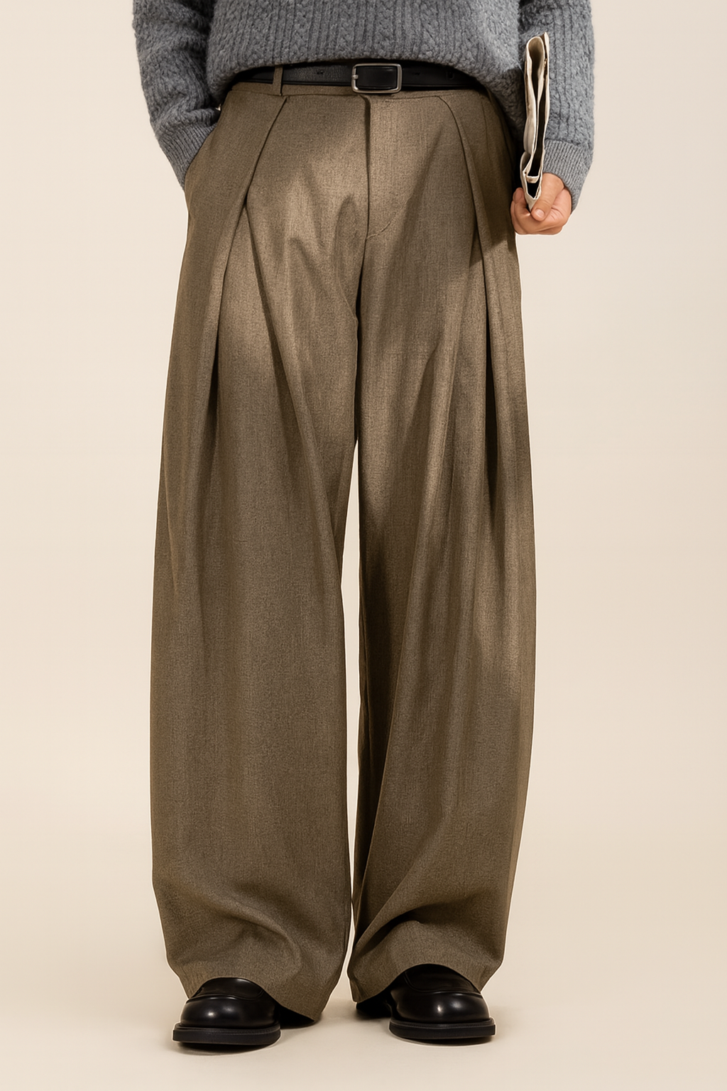 Elegante, hochgeschnittene Herren-Anzughose mit Bundfalten 0