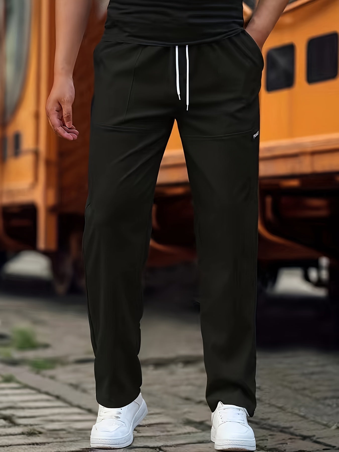 Herren Sporthose mit Kordelzug and Taschen 0