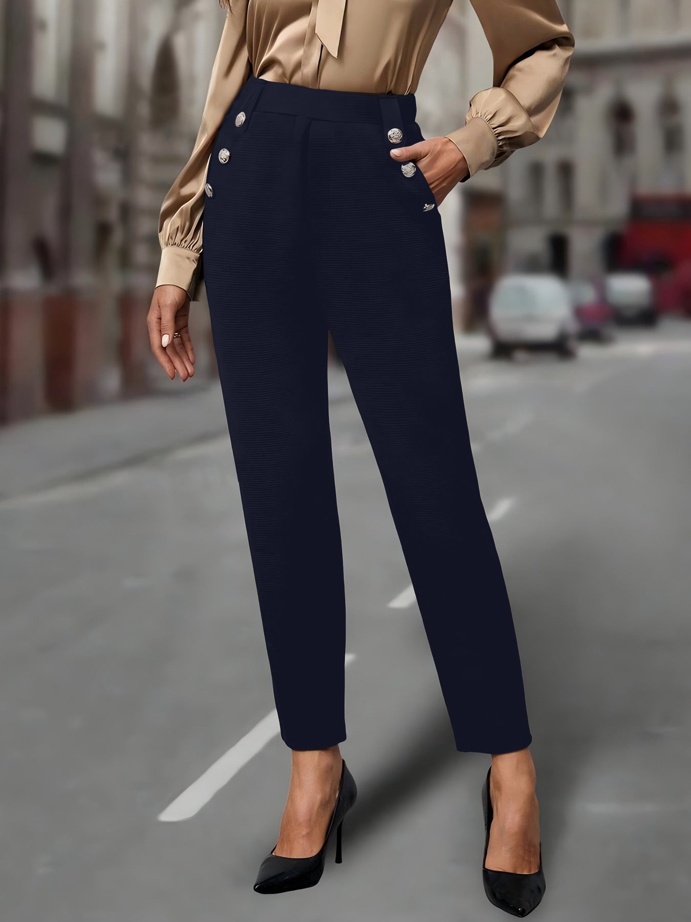 High Waist Hose Damen | Slim & Dekorative Knöpfe