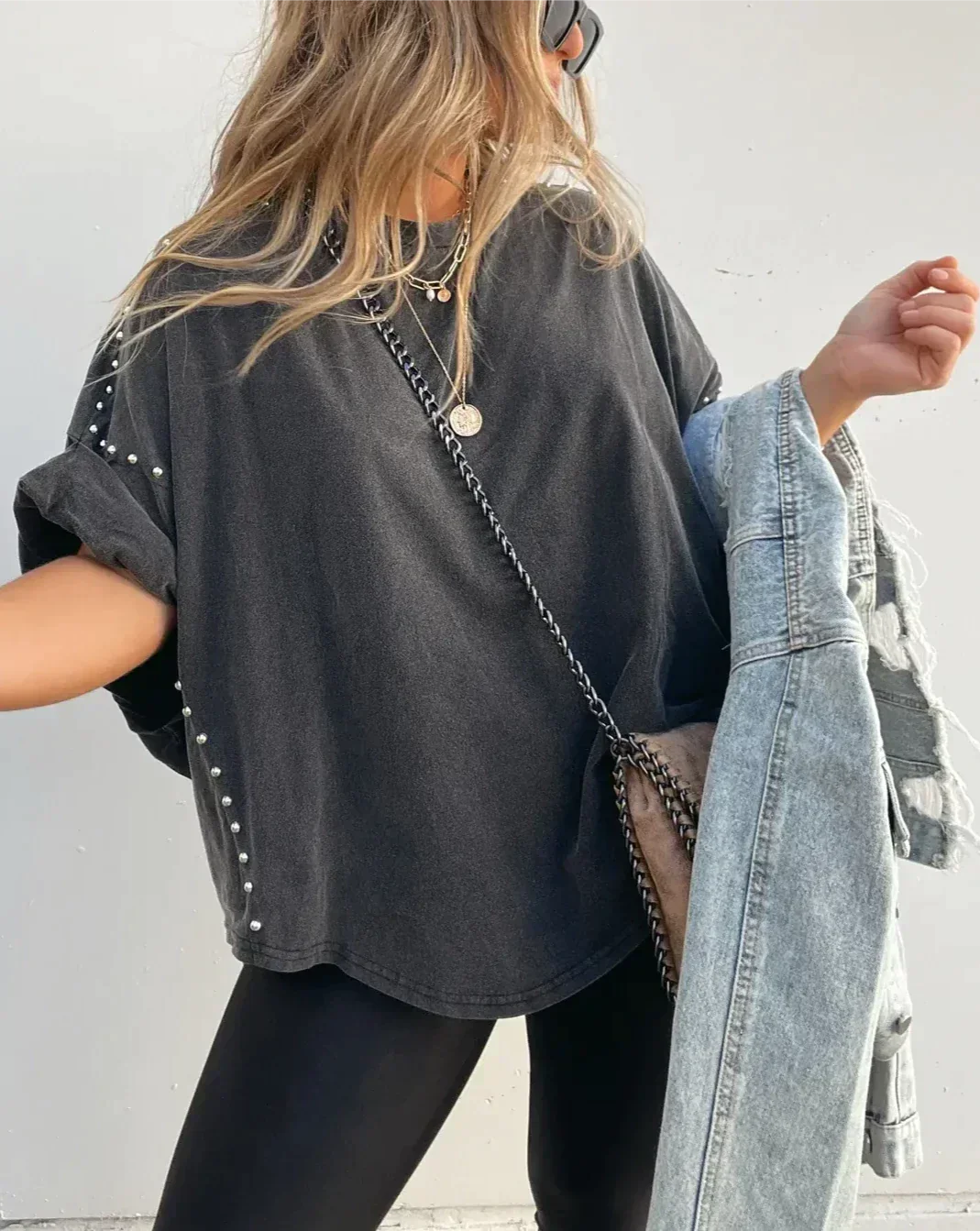 Isabelle™ - Oversized T-Shirt mit Nieten 4