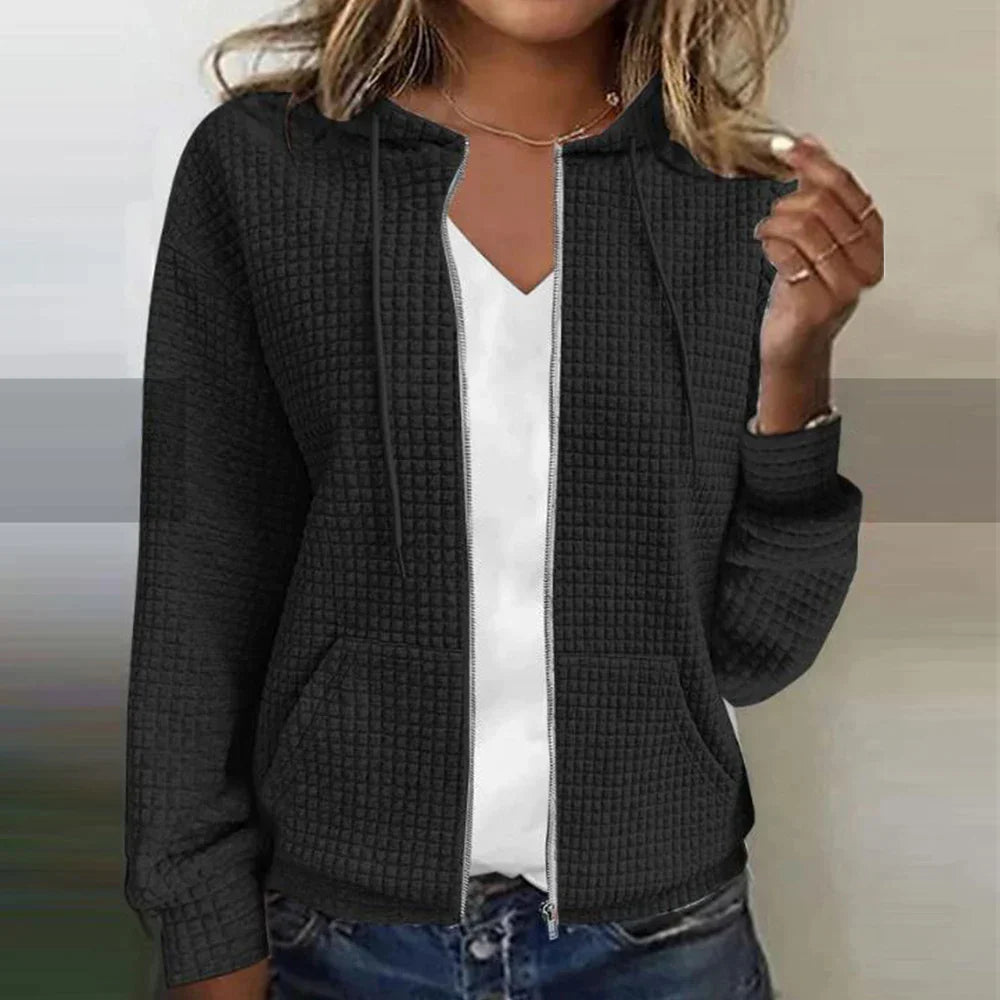 Heidi-Mode | Für ihre karierte Jacke: Stil und Komfort kombiniert 2024 0