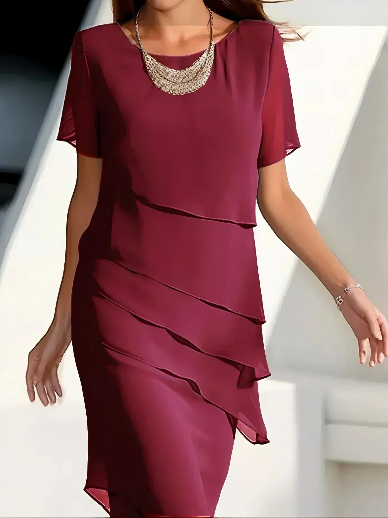 Kendra | Schickes Kleid mit figurschmeichelndem Design 1