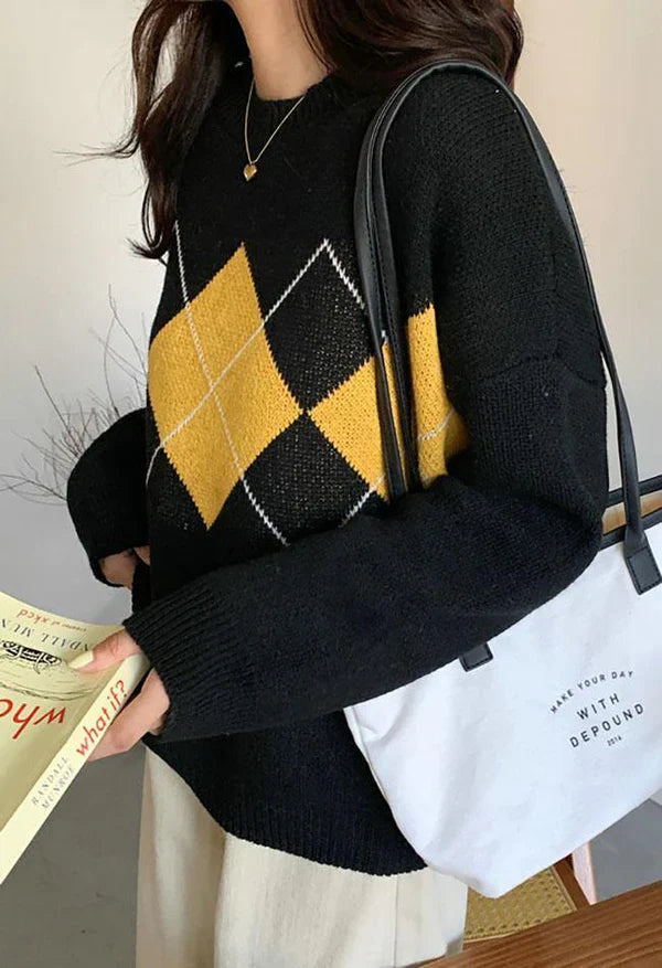 Klassischer Pullover mit Rautenmuster im Retro-Stil