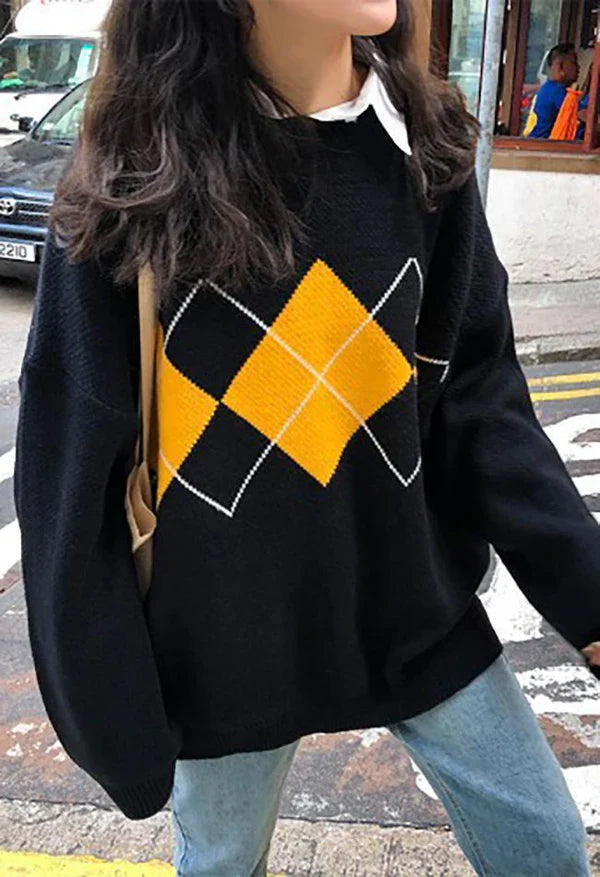 Klassischer Pullover mit Rautenmuster im Retro-Stil