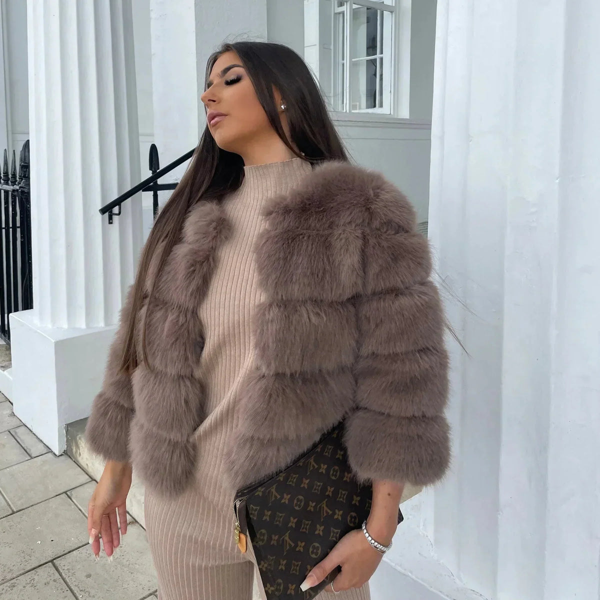 Kurzjacke Damen | Flauschig & Warm 4