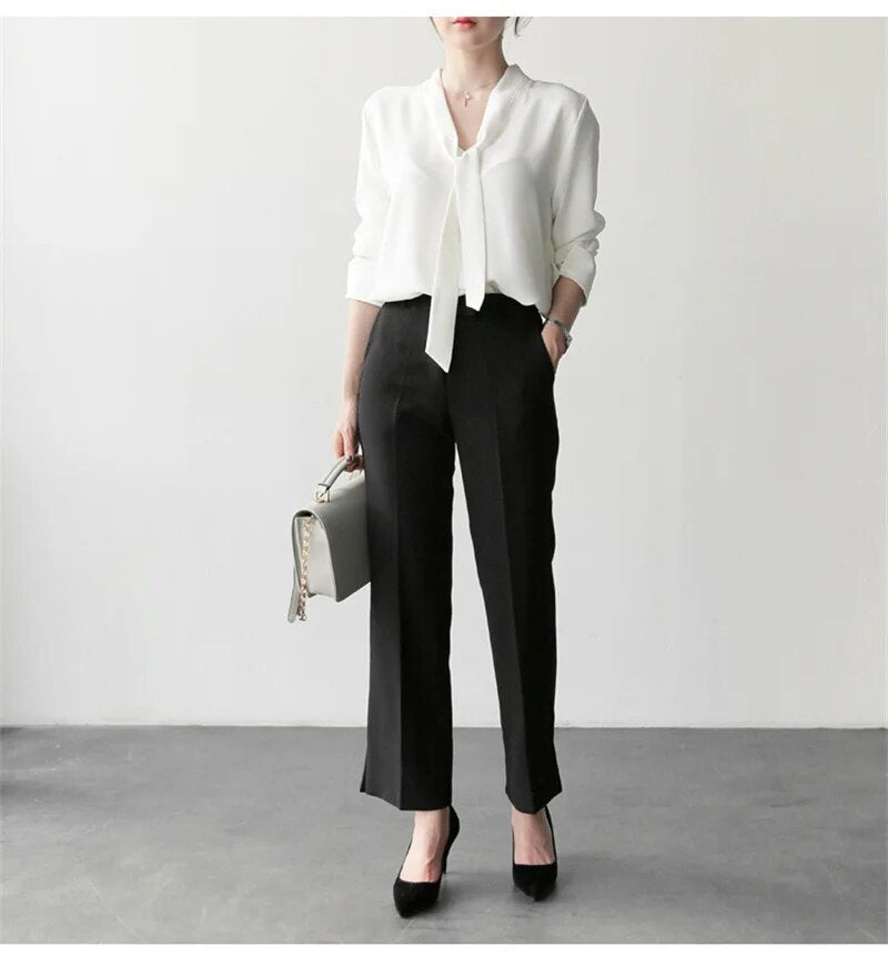 Langarm Bluse mit Fliege-Kragen 1