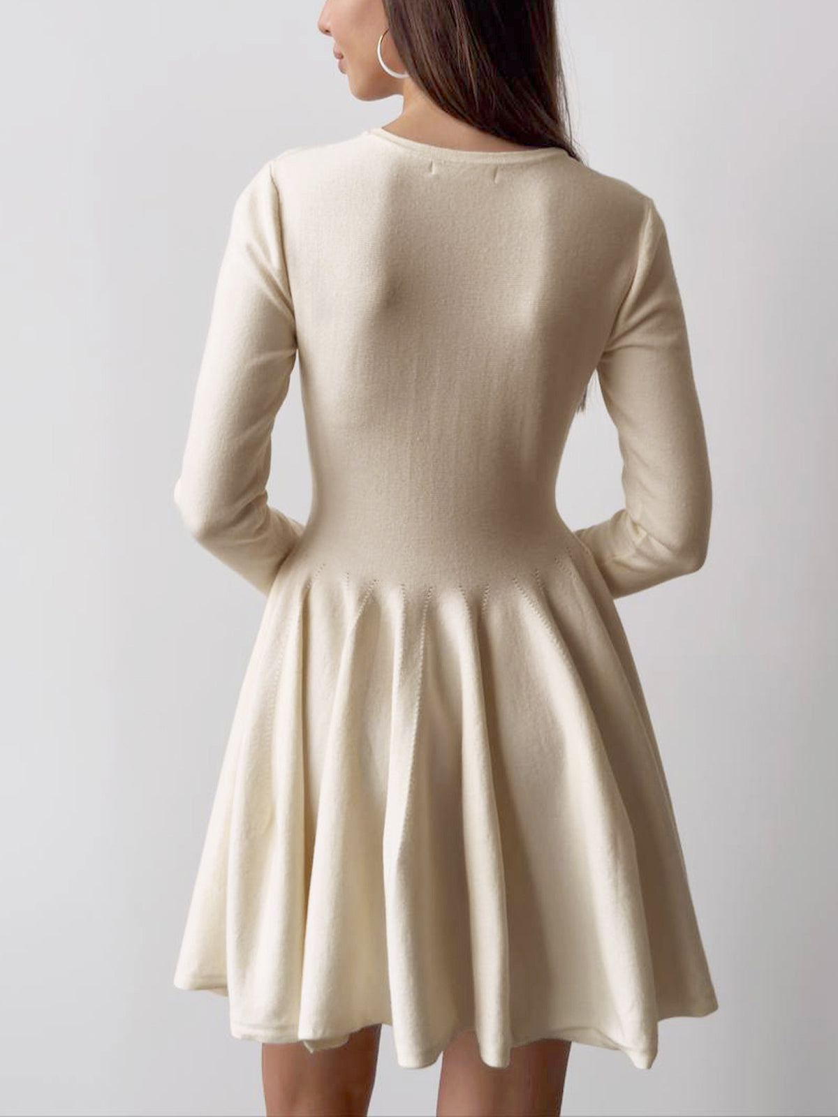 Minikleid Damen | Ausgestellte Passform & Taillenbetonter Look