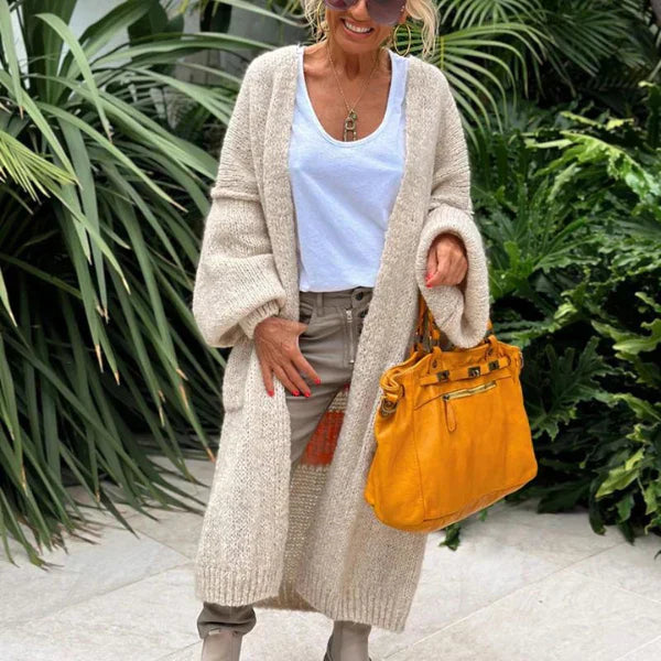Modische Strickjacke mit Friedenssymbol 1
