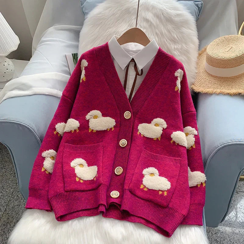 Nyla - Grob gestrickte Strickjacke mit Schafmotiv