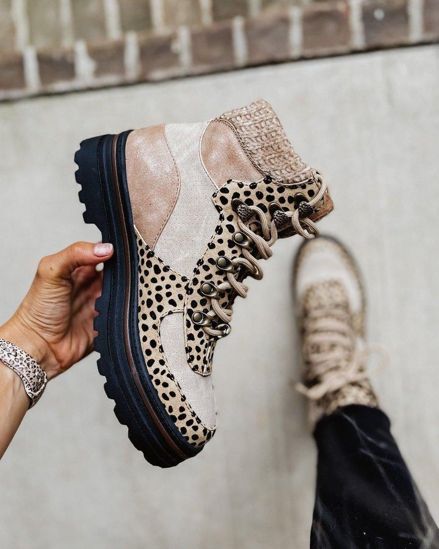 Schnürstiefel Damen | Auffälliges Leoparden-Muster 4