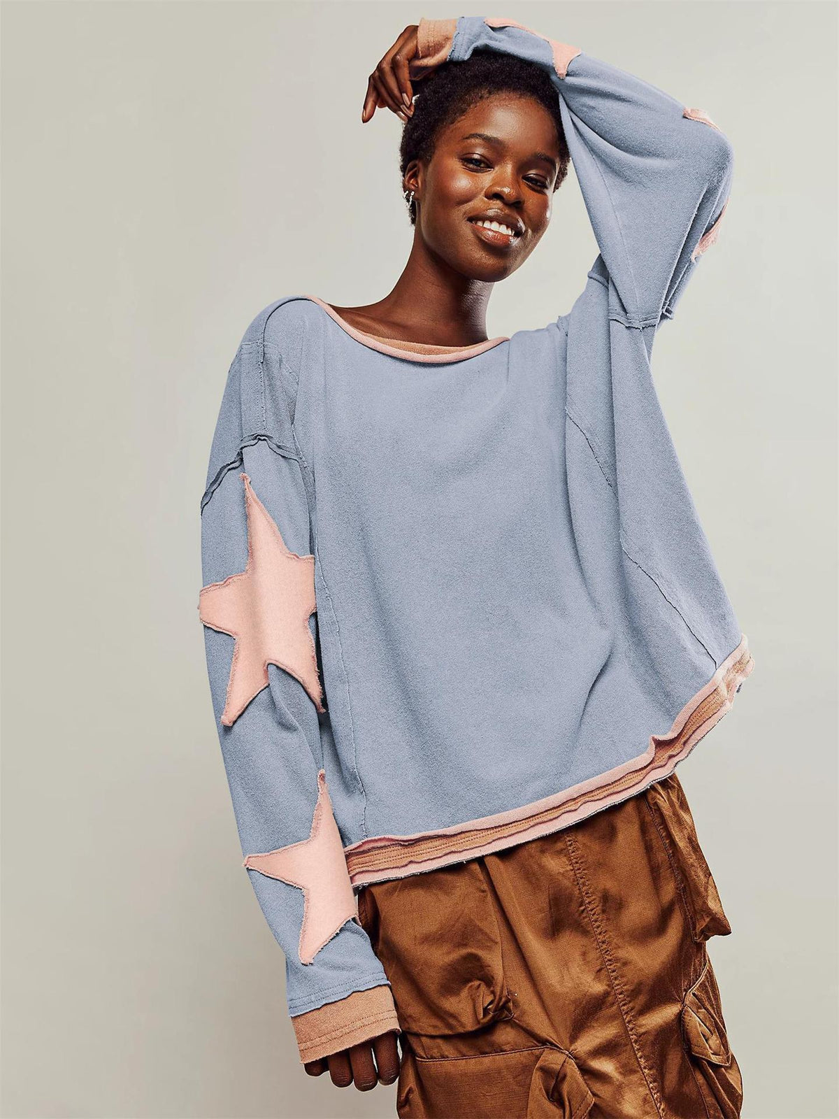 Sweatshirt Damen | Gestreiftes Design mit Sternen-Detail 2