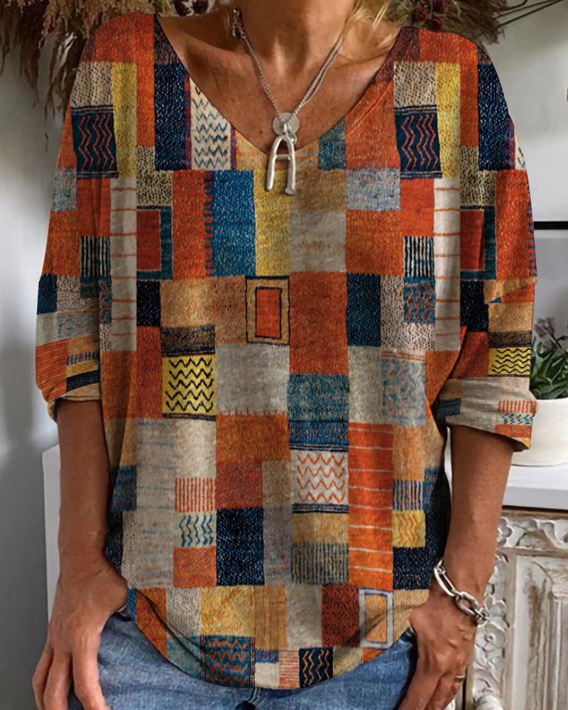 Oberteil Damen | Patchwork-Print & V-Ausschnitt für einen starken Look