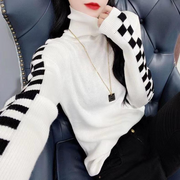 Penelope - Měkký elegantní rolák pro dámy