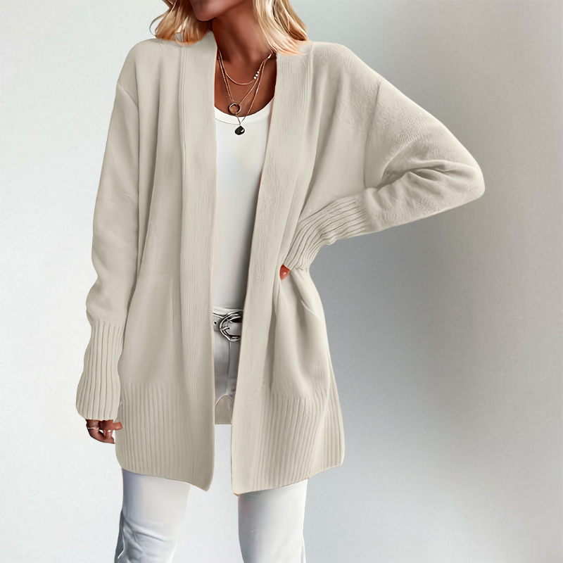 Romy | Bequeme Strickjacke 2