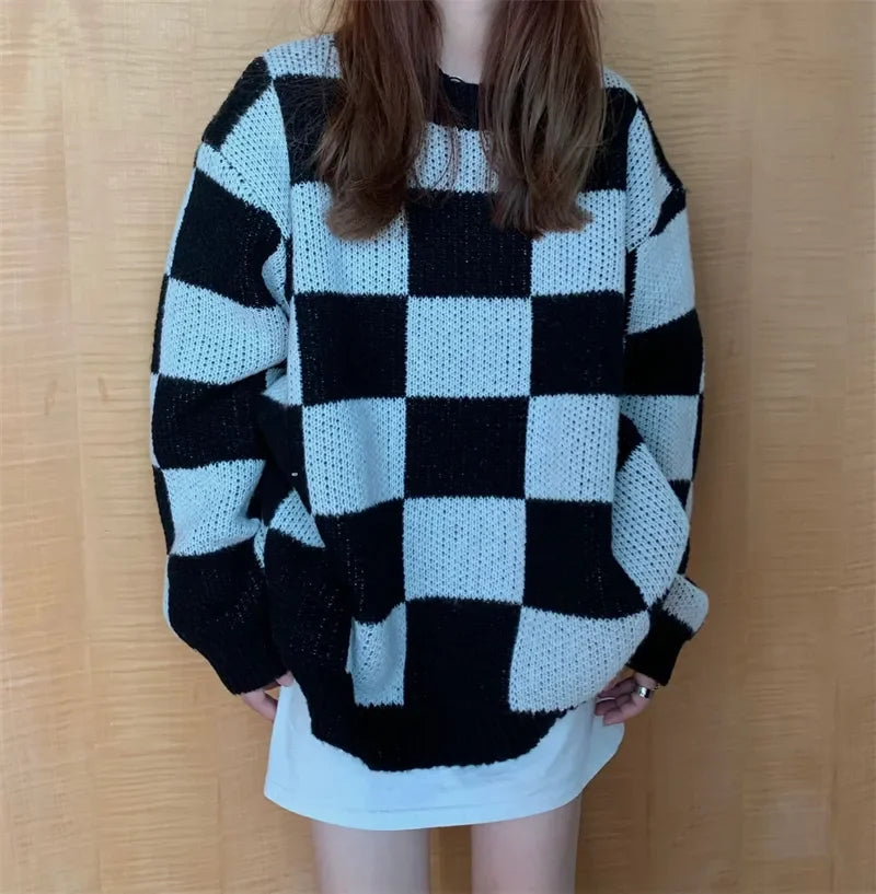 Sadie - Rundhalspullover mit dezentem Karomuster