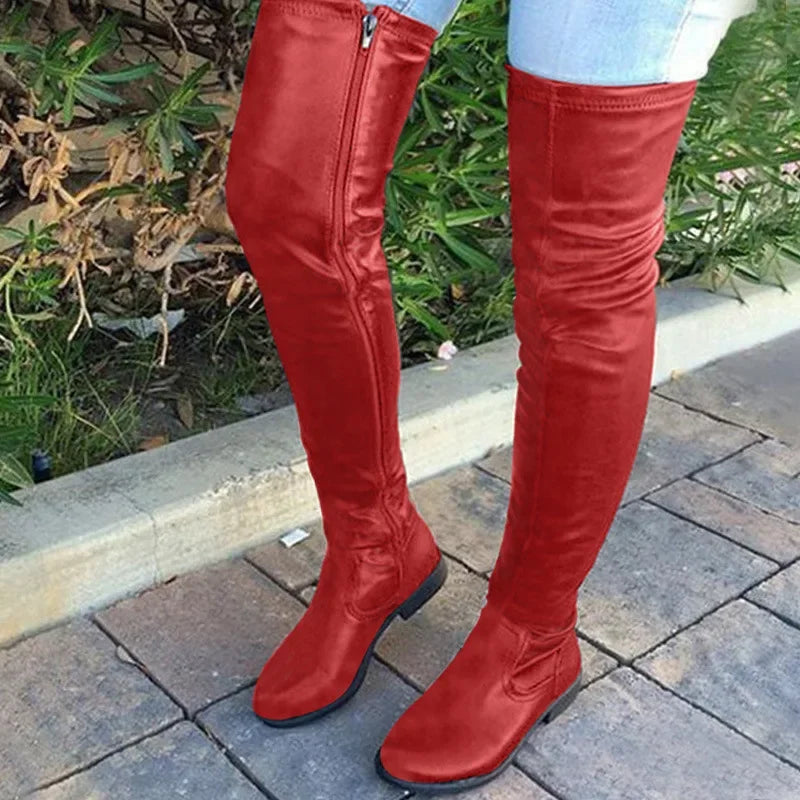 Schlanke Overknee-Stiefel für Damen 2