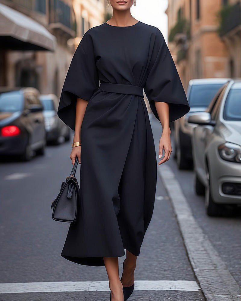 Soléïna - Elegantes Midi-Kleid mit Kimonoärmeln, Tailliert für eine weibliche Silhouette 2