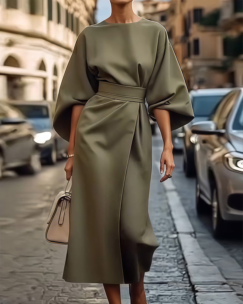 Soléïna - Elegantes Midi-Kleid mit Kimonoärmeln, Tailliert für eine weibliche Silhouette 3