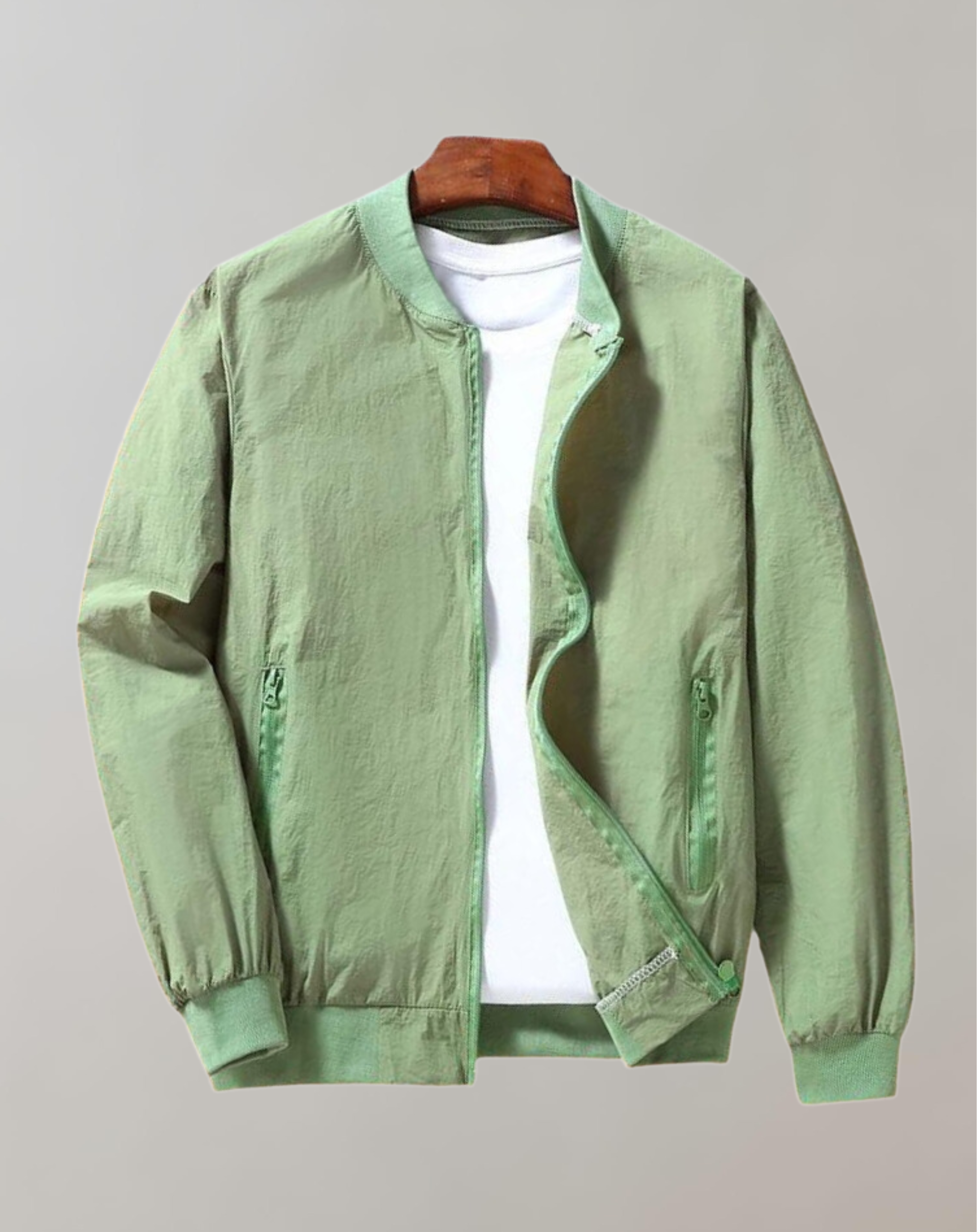 Sportliche Bomberjacke mit Stehkragen 17
