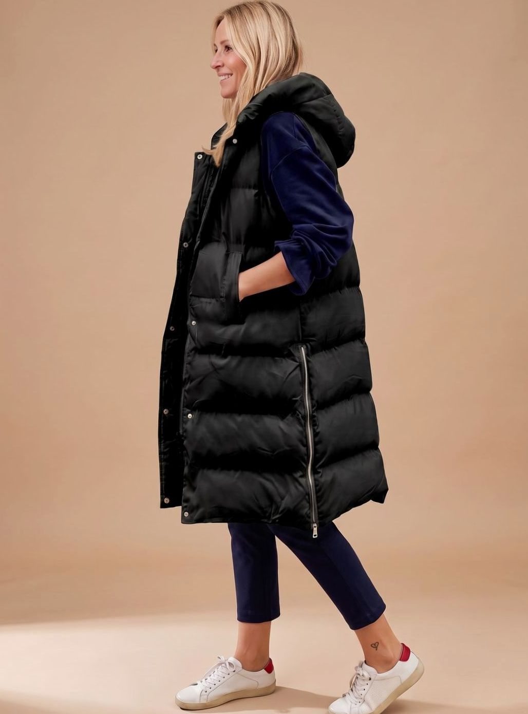 Steppweste Damen | Lang mit Kapuze 3