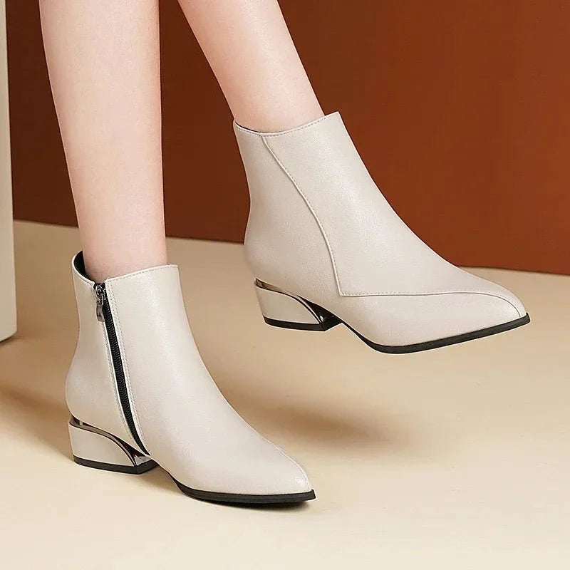 Damen Stiefeletten aus veganem Leder mit seitlichem Reißverschluss 1